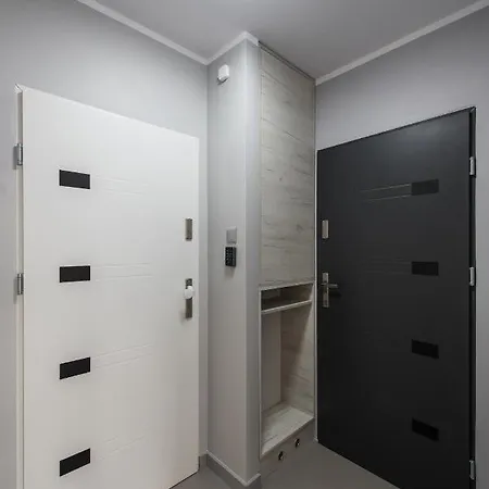 Magnetic Jerozolimskie B شقة *