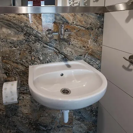 Magnetic Jerozolimskie B アパート ワルシャワ