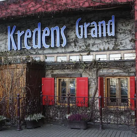 Magnetic Jerozolimskie B * ワルシャワ